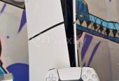 PS5 Slim Standard 1To à vendre à Tunis – état neuf avec garantie 6 mois – Jeux vidéo et Consoles – Tunis – photo 2