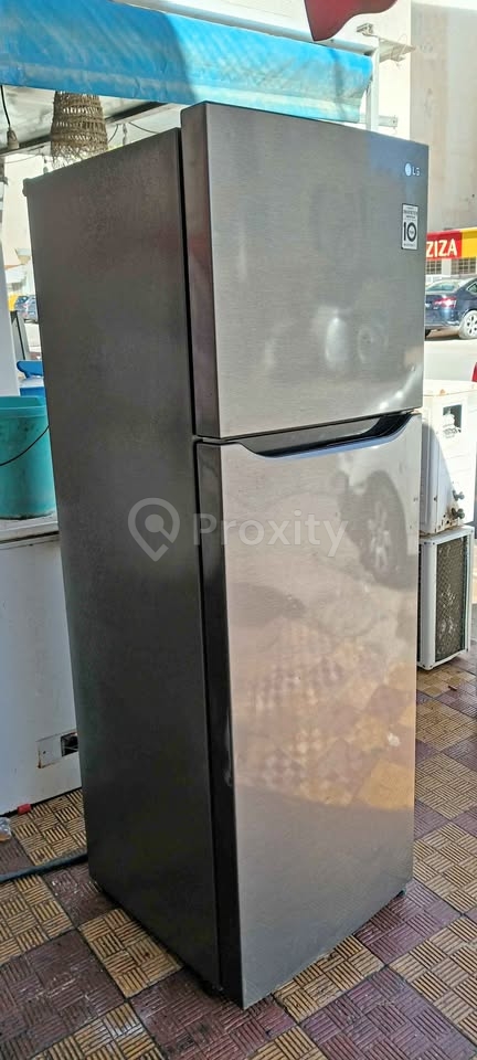 Réfrigérateur LG 272 L presque neuf à vendre à Tunis – Inverter, gris