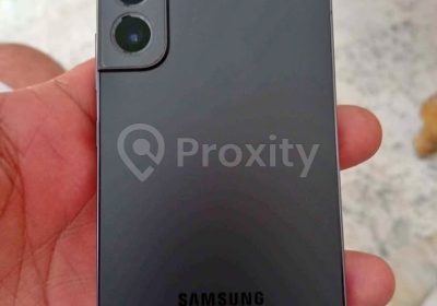 Samsung Galaxy S22 256 Go à vendre à Raoued – 720 DT – Téléphones – Ariana – photo 1