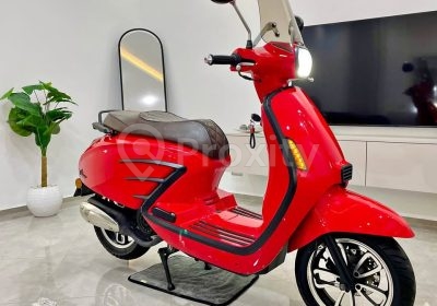 Scooter Veracruz Red Edition 125cc avec carte grise à vendre à La Marsa – 7000 km – Motos – Tunis – photo 1