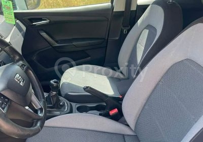 Seat Ibiza 2021 blanche à vendre à Sousse – Essence 5 CV – Voitures – Sousse – photo 1