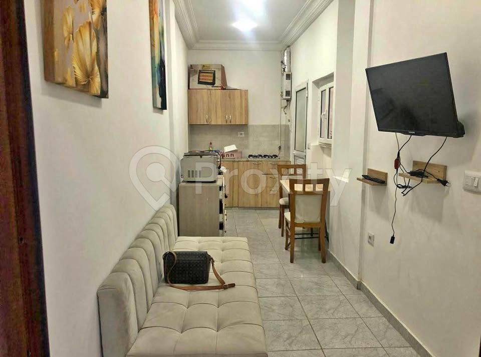 Studio meublé à louer à Lafayette Tunis – 800 DT/mois