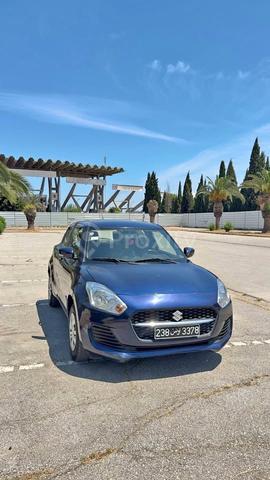 Suzuki Swift 2023 BVA à vendre à Ariana – boîte automatique, 106 000 km