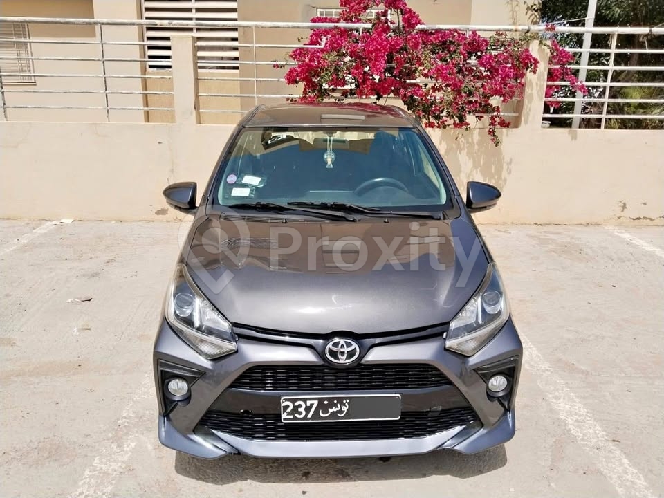 Toyota Agya 1.2 essence 2023 à vendre à Fouchena Ben Arous