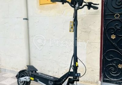Trottinette électrique OOTD T10 500W 48V presque neuve à vendre à Tunis – Trottinette électrique – Tunis – photo 1