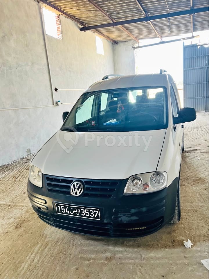 Volkswagen Caddy 5 places diesel 2010 à vendre à Raoued – 5 CV