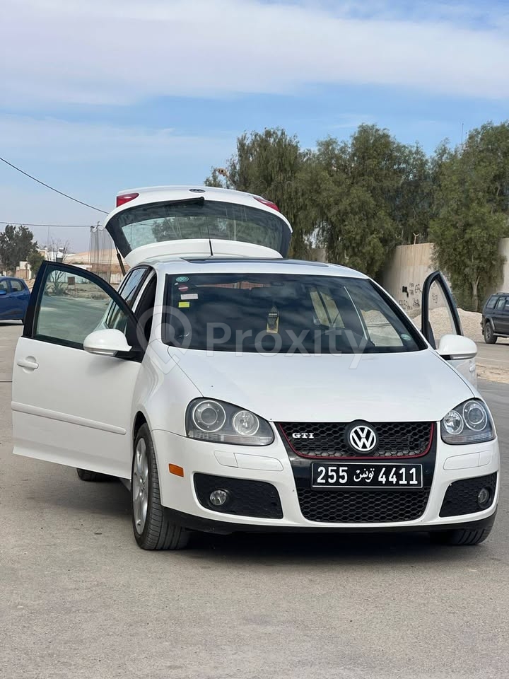 Volkswagen Golf 5 GTI 2.0 Turbo TFSI automatique à vendre à El Hamma Gabès