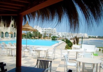 Deux hôtels 3 et 4 étoiles en bord de mer à vendre ou à louer à Monastir