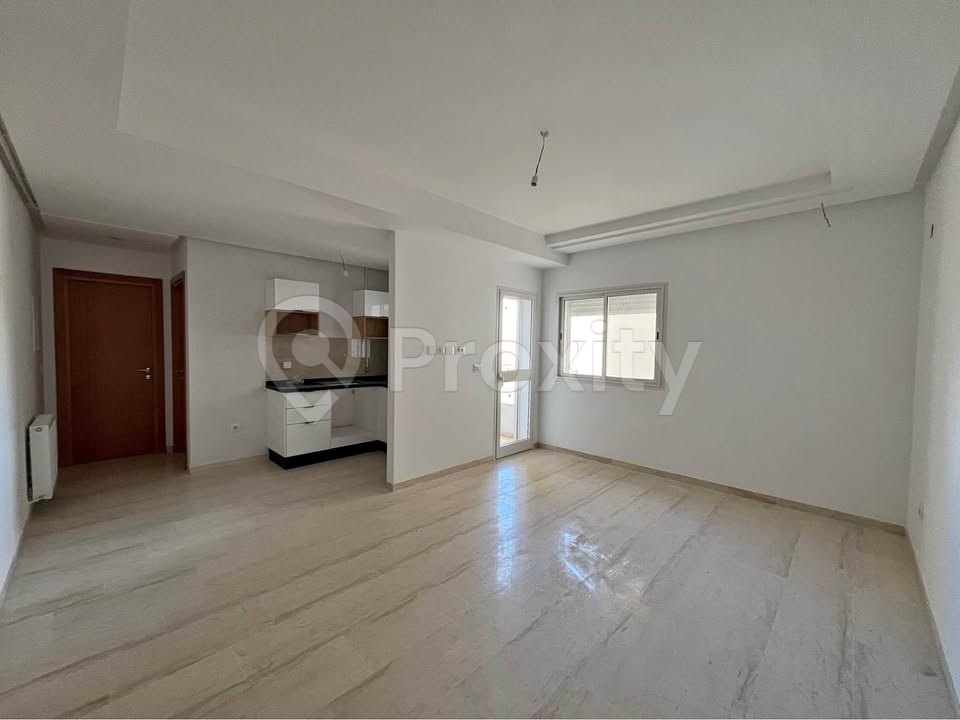 Appartement S+1 neuf avec parking à louer à Manouba Centre – 750 DT