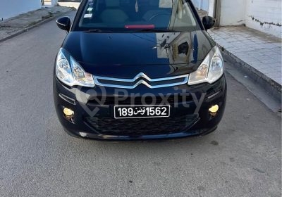 Citroën C3 2016 noire d’occasion vue de face à Boumhel