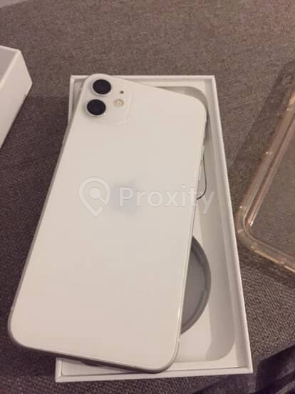 iPhone 11 64 Go blanc d'occasion à Mornag – 600 DT