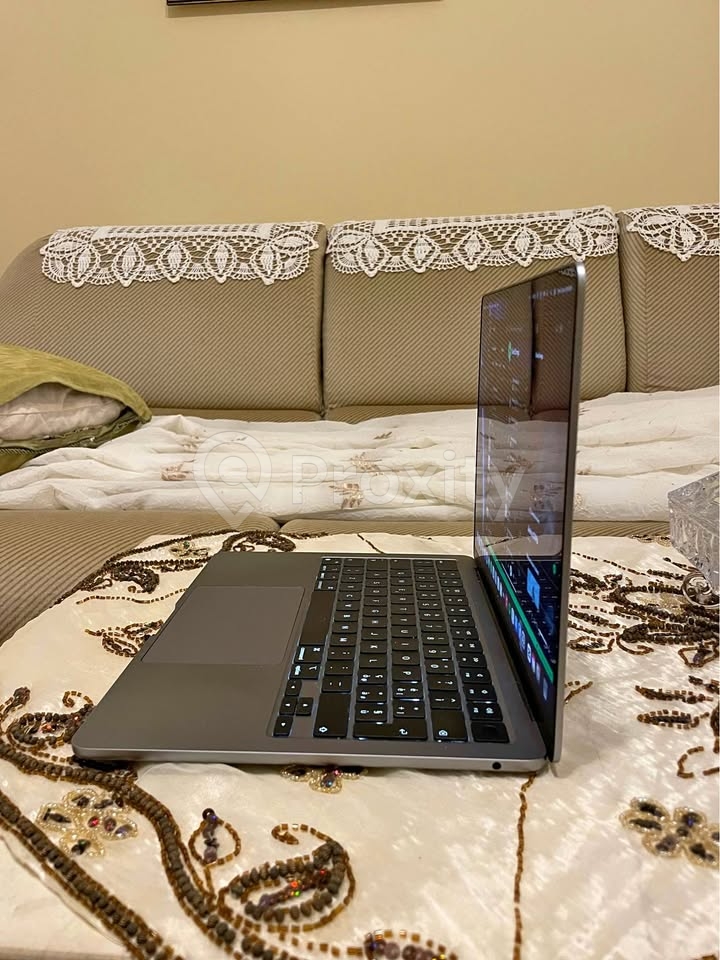 MacBook Air M2 2022 8 Go/256 Go à Bizerte – 1 950 DT