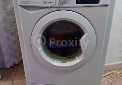 Machine à laver frontale Indesit 6 kg d’occasion à Ariana
