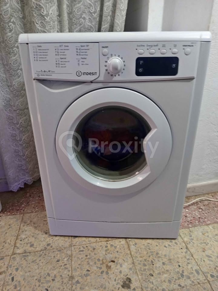 Machine à laver Indesit 6 kg d'occasion à Ariana – 380 DT