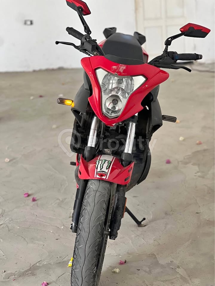Malaguti Drakon NKD 50 cc d'occasion à vendre à Ariana