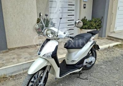 Scooter Piaggio Liberty 2T importé d’Italie disponible à Sahline