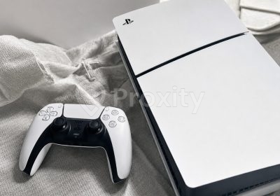 PS5 Slim version CD neuve disponible à El Ouardanine en Tunisie