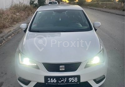 Seat Ibiza 2013 blanche à vendre à Tunis vue avant