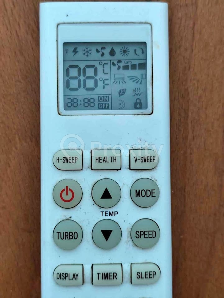 Climatiseur BioLux 12000 BTU chaud/froid à La Soukra – 800 DT