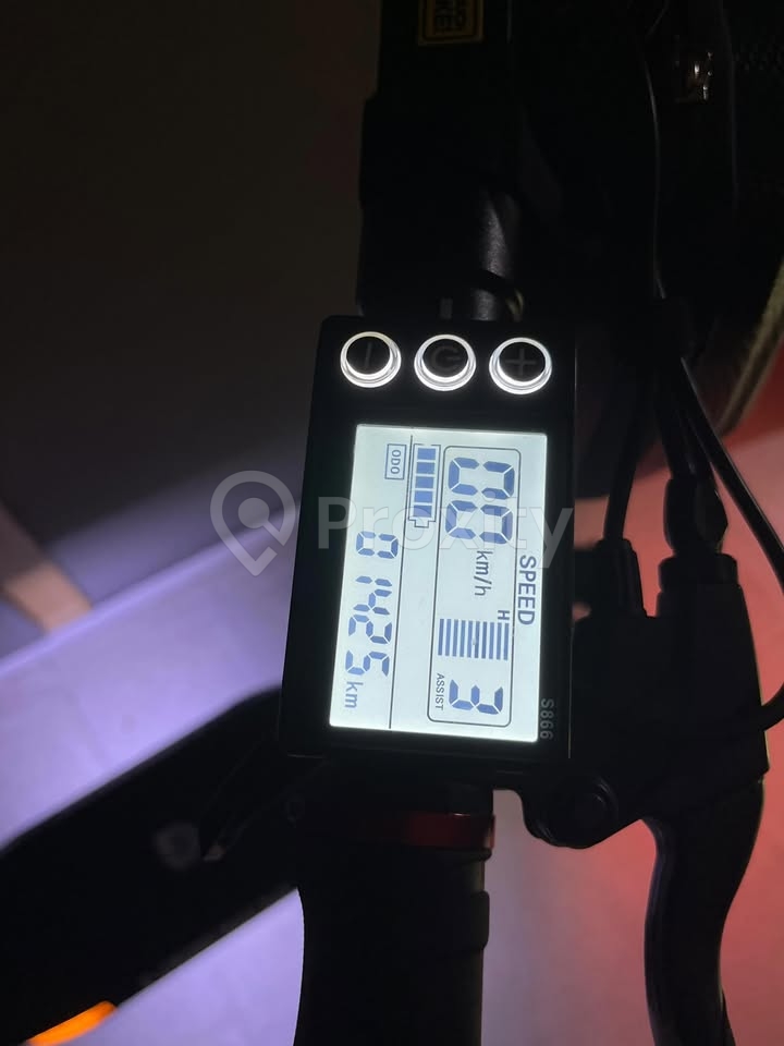 Trottinette électrique E-Cross Max 2×2 à vendre à Fouchana – double moteur 1600W