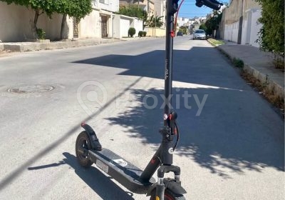 Trottinette électrique Urban Glide 100 Max 2 d’occasion au Kram