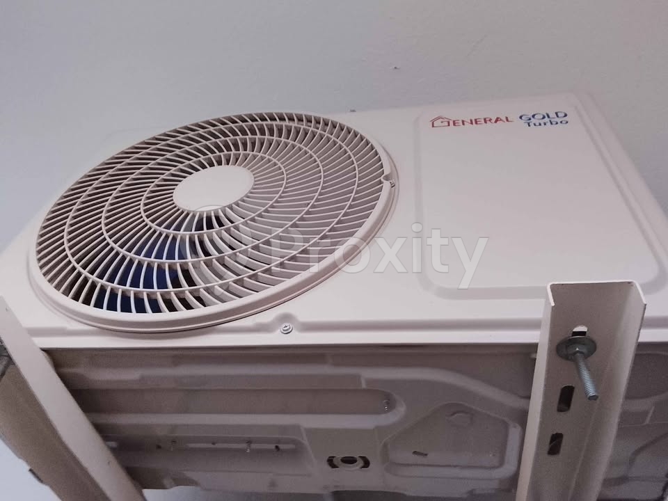 Climatiseur General Gold Turbo 12000 BTU chaud/froid à Tunis – 750 DT