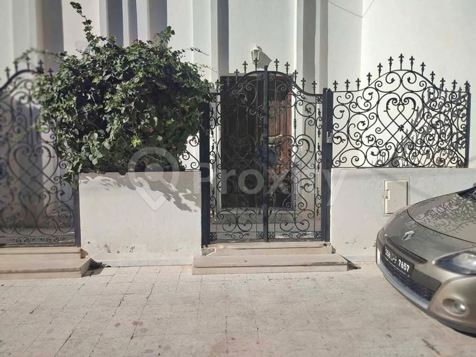 Villa RDC indépendante S+2 à louer à Sahloul 2 – 650 DT/mois
