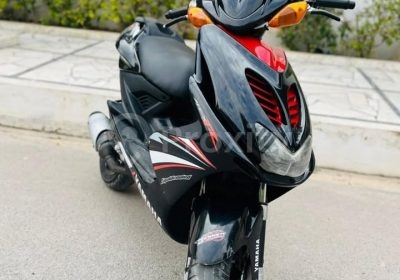Yamaha Nitro en bon état à vendre à Kalaa Kebira