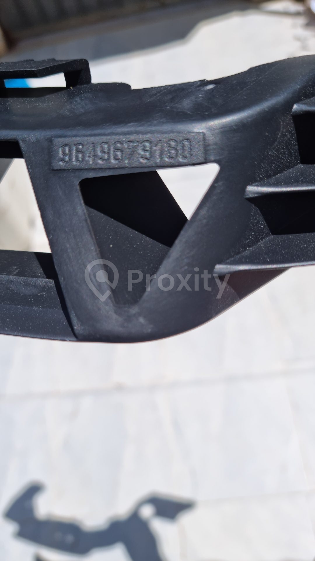 Supports pare-chocs peugeot 207