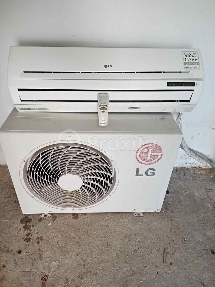 Climatiseur LG 12 000 BTU chaud froid Volt Care à Tunis