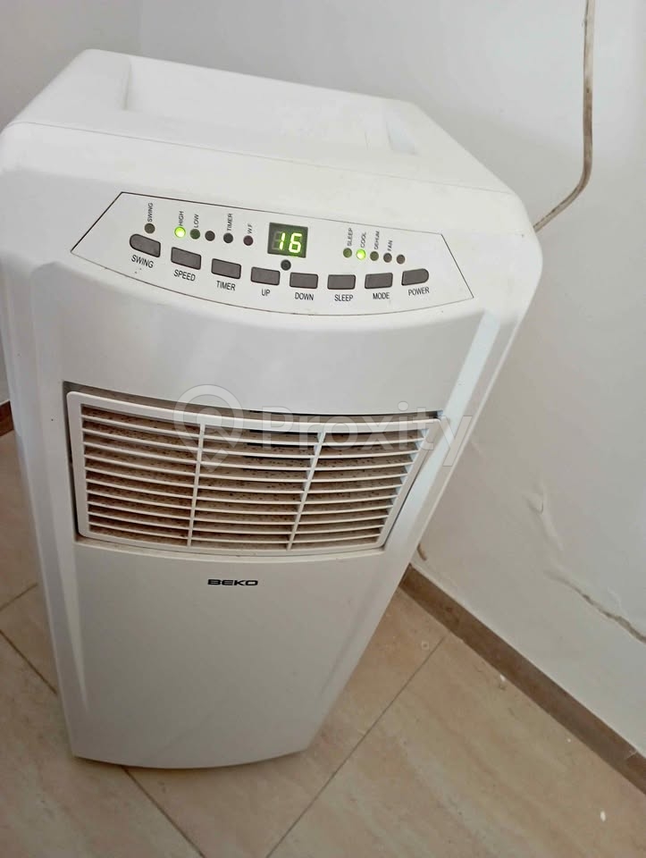 Climatiseur mobile BEKO 12000 BTU chaud et froid à vendre à Ben Arous – 550 DT