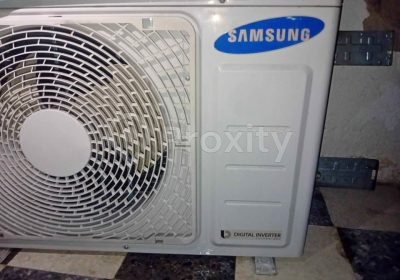 Unité extérieure du climatiseur Samsung Digital Inverter 9000 BTU