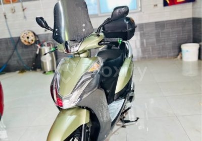 Scooter Dayun Dream 125 CC 4 temps vert et noir à vendre à Jammel