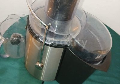Centrifugeuse Techwood Inox 1000 W neuve avec pichet collecteur de jus