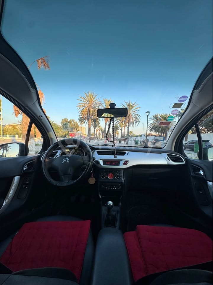 interieur-citroen-c3-zenith-toit-panoramique