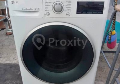 Machine à laver LG 8 kg Inverter Direct Drive d’occasion en bon état à Tunis