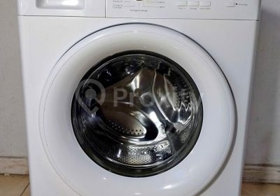 Machine à laver Whirlpool 7 kg d’occasion en bon état disponible à Tunis