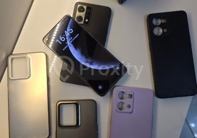 Oppo Reno7 4G avec écran AMOLED, boîte d’origine et étuis de protection