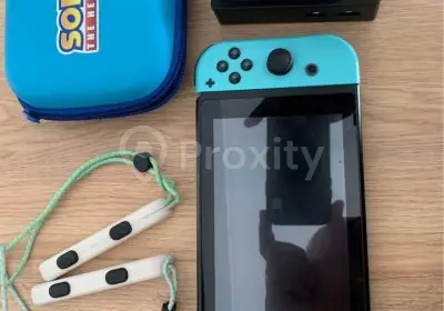 Nintendo Switch V2 patchée avec carte mémoire 128 Go, dock et sacoche Sonic à Manouba