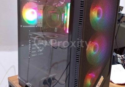 PC Gamer Ryzen 5 avec RTX 5060 et boîtier MSI RGB à vendre à Ariana