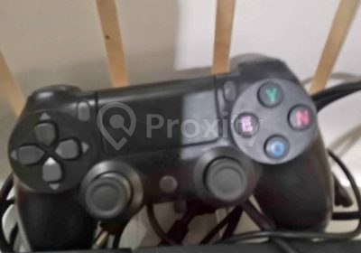 Manette filaire compatible avec PlayStation 4 d’occasion à Hammamet