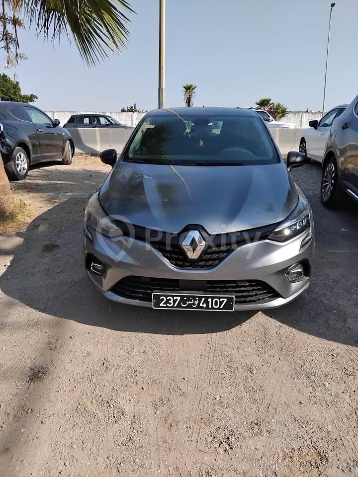 Renault Clio 2023 essence 5 CV d'occasion à Ariana – 35 500 DT