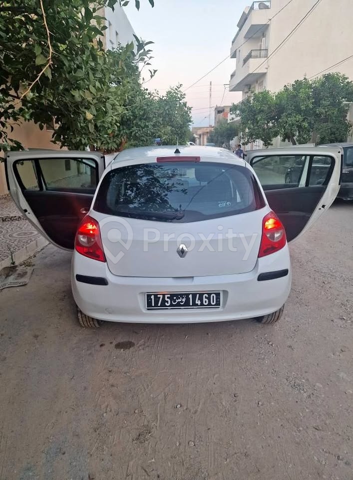 Renault Clio 3 Phase 2 1.2 essence 5 CV importée de Suisse
