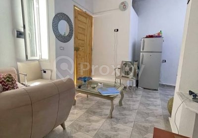 Studio à vendre à Menzah 9B avec espace de vie et entrée indépendante