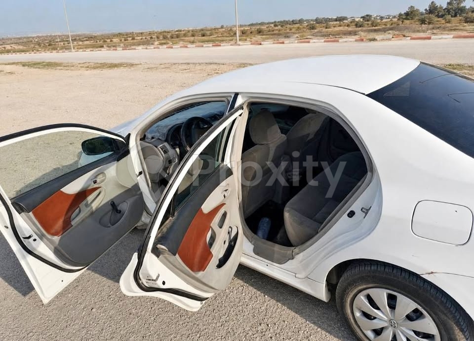 Toyota Corolla 2013 diesel 5 CV d'occasion à Manouba – 19 000 DT
