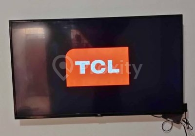 TV LED TCL 43 pouces en bon état à vendre à Manouba