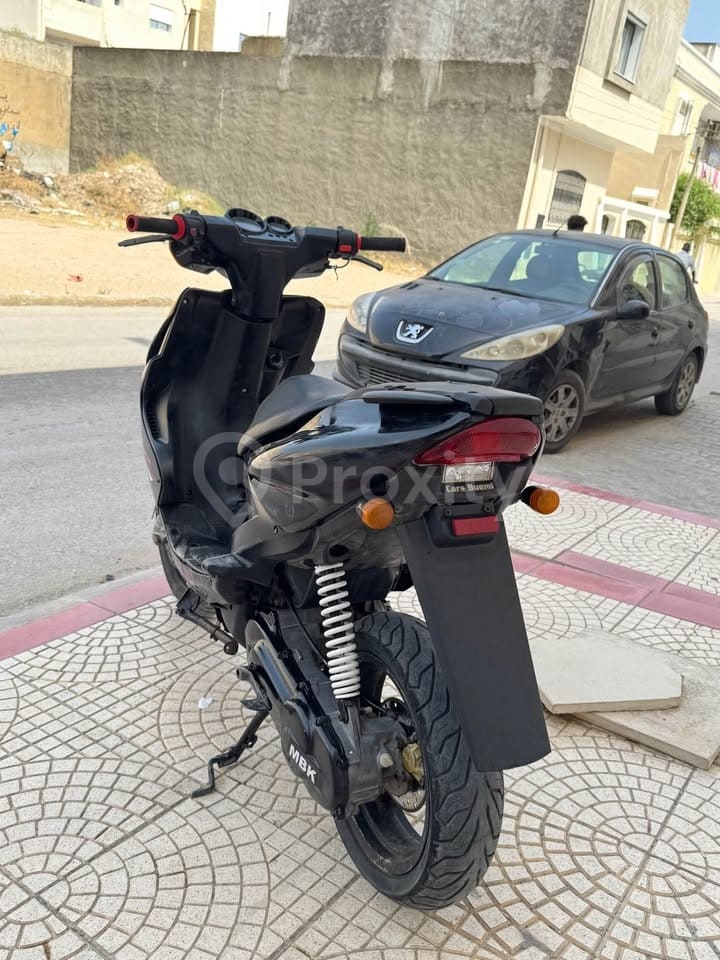 Scooter Yamaha Nitro 2008 à vendre à Nabeul – 1 950 DT