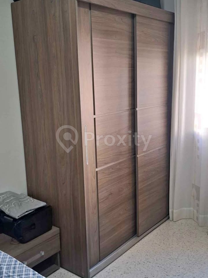 Dressing à portes coulissantes d'occasion à Ariana – 630 DT
