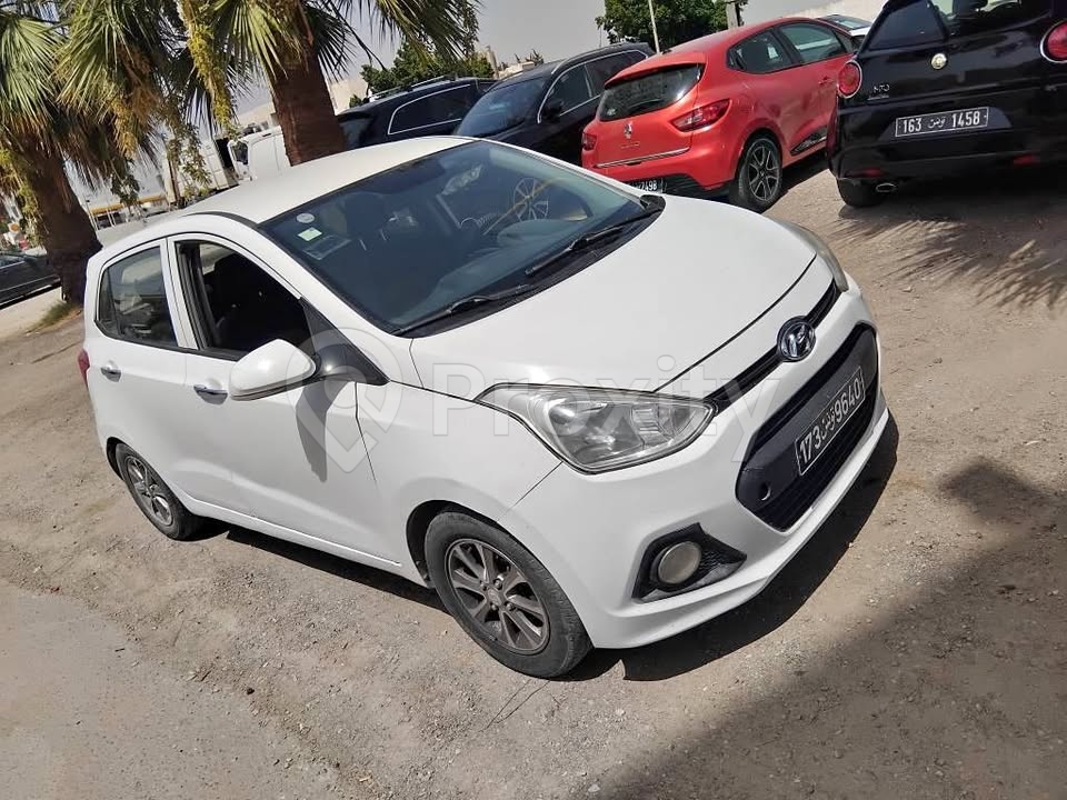 Hyundai Grand i10 2014 essence 5 CV à vendre à Ariana – 25500 DT