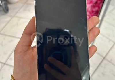 Face avant de l’iPhone 13 Pro Max 256 Go d’occasion à Msaken
